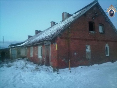 В Полесском районе следователи регионального управления Следственного комитета выясняют обстоятельства гибели мужчины