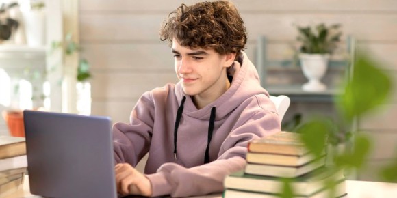 Подросток на работе: что нужно знать о трудовых правах и ограничениях