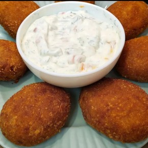 Гречневые котлеты с уникальным соусом: новый взгляд на привычное блюдо