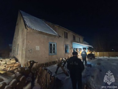 Огонь унёс жизнь человека. В жилом доме на две семьи в посёлке Везнесенское Нестеровского муниципального округа выгорела комната на площади 24 квадратных метра